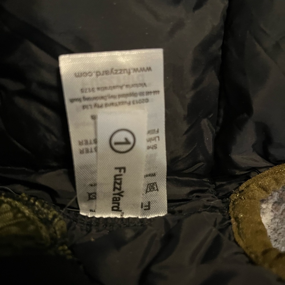 Small critter Bomber Jacket NWOT - Picture 4 of 8